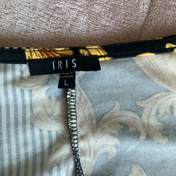 iris Black and Gold Baroque V-Neck Mini Dress - Picture 2 of 5